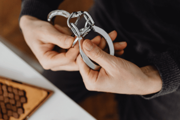 Burglary Lawyer: Expert Legal Defense for Residential, Commercial, and Aggravated Burglary Cases